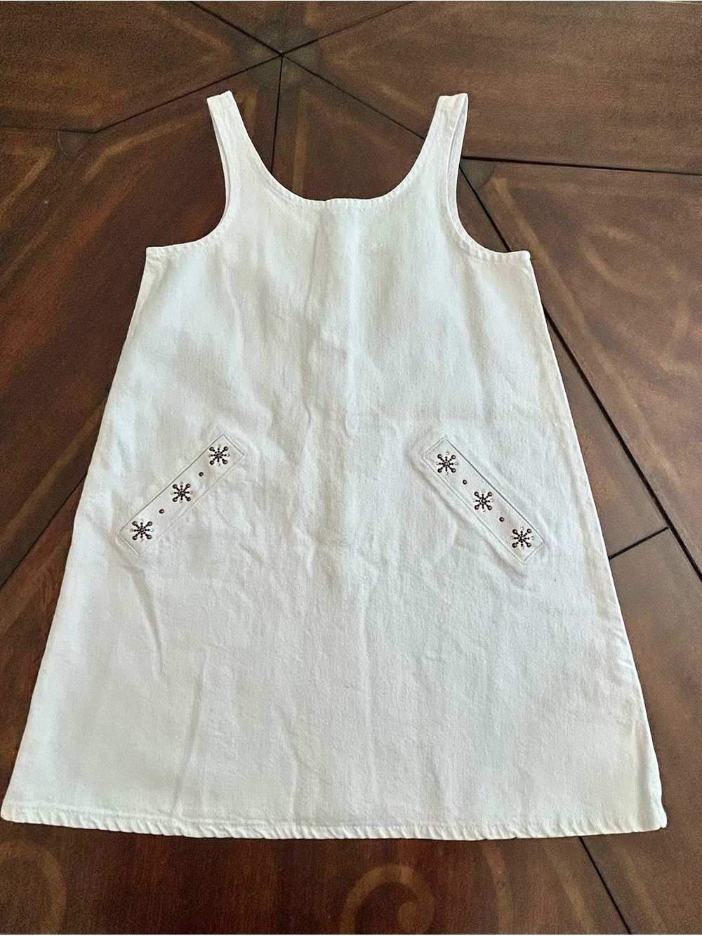 ZARA NWT Girls White Sleeveless Dress Star Stud Pocket Detail & Zip Back Size 10